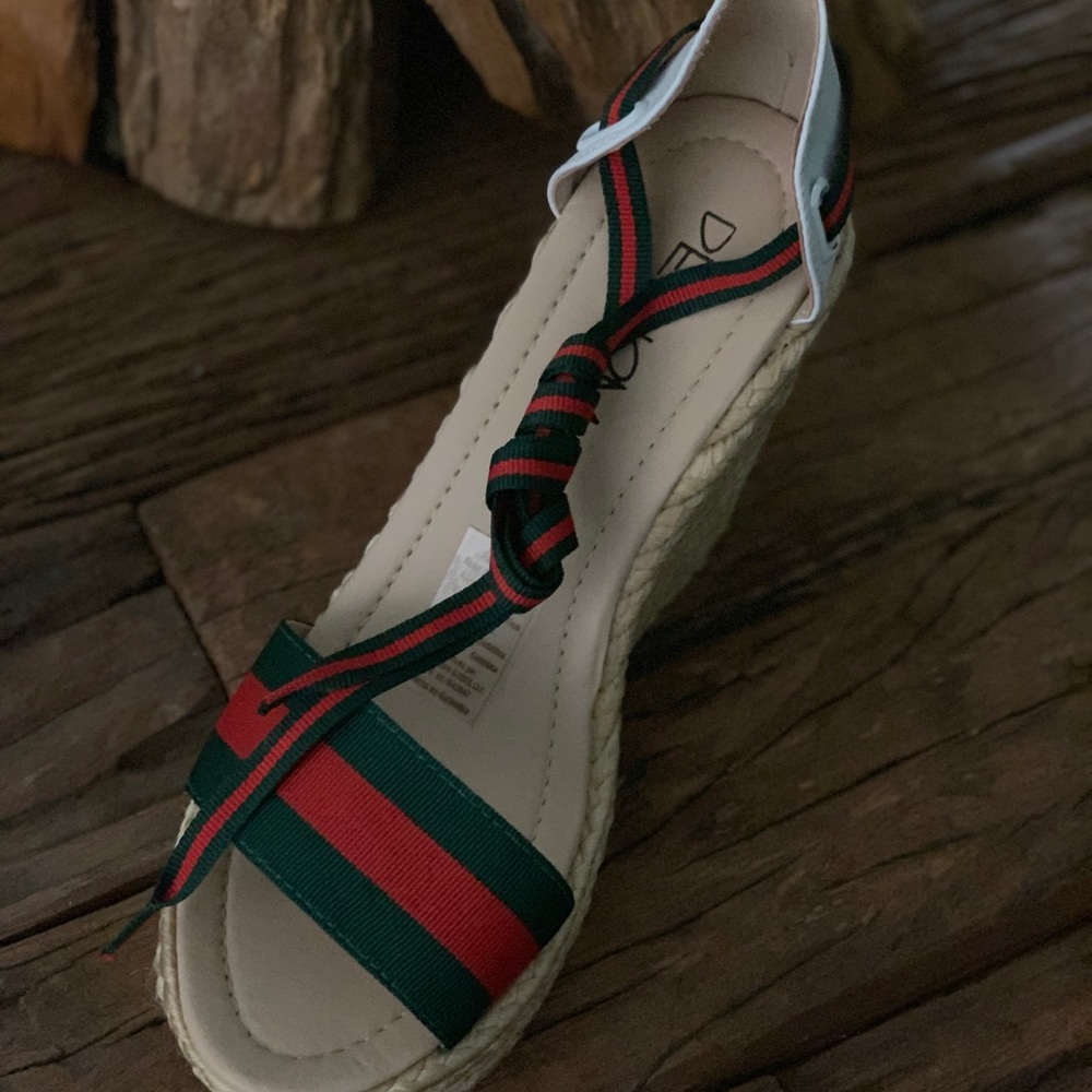 Women Wedges